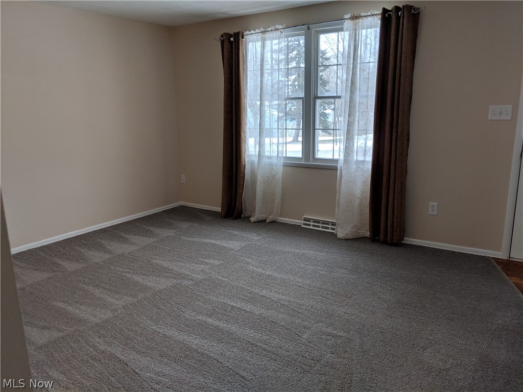 Huntington Park Condo - Residential