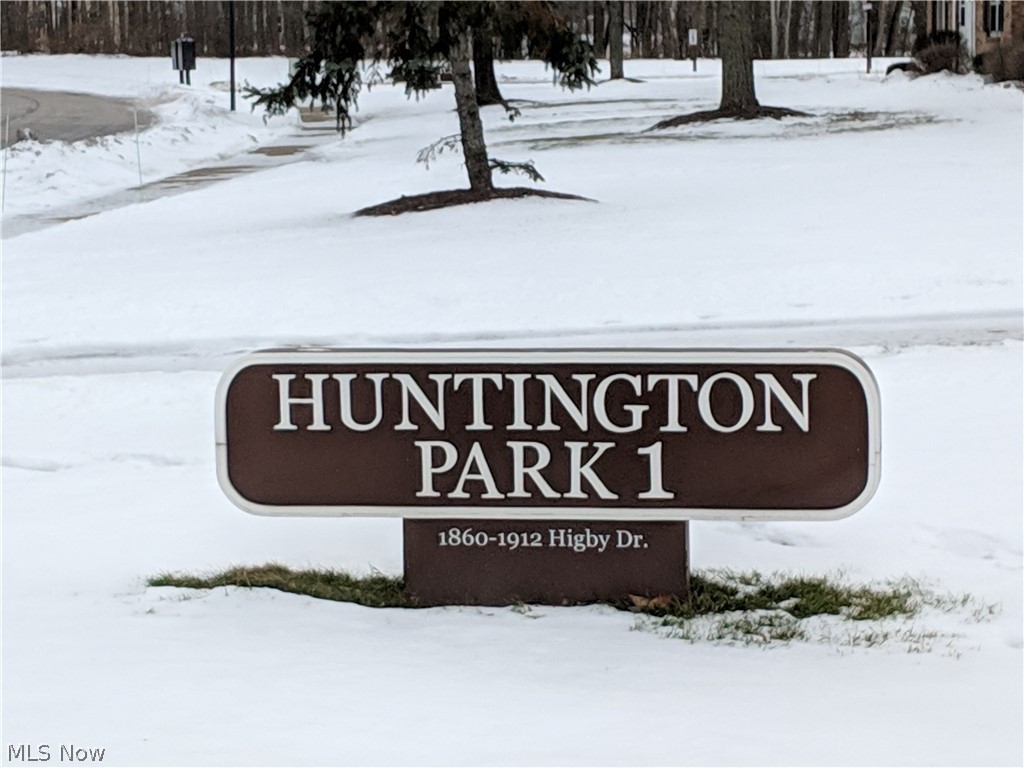 Huntington Park Condo - Residential