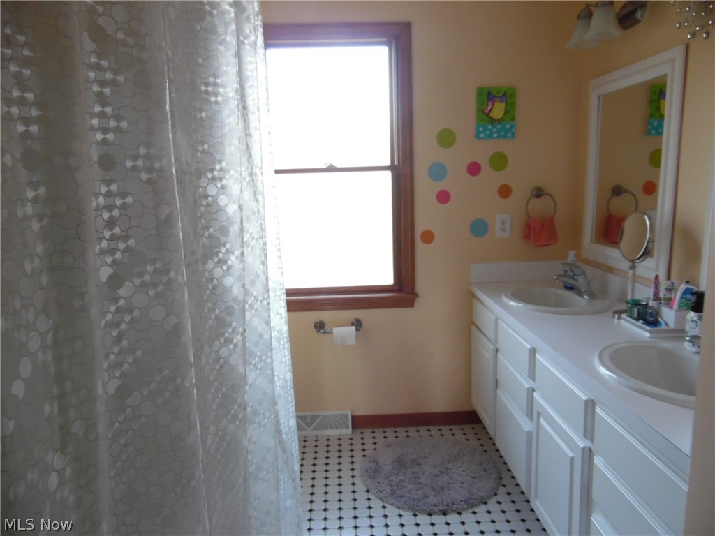 Zangara Trivison - Residential