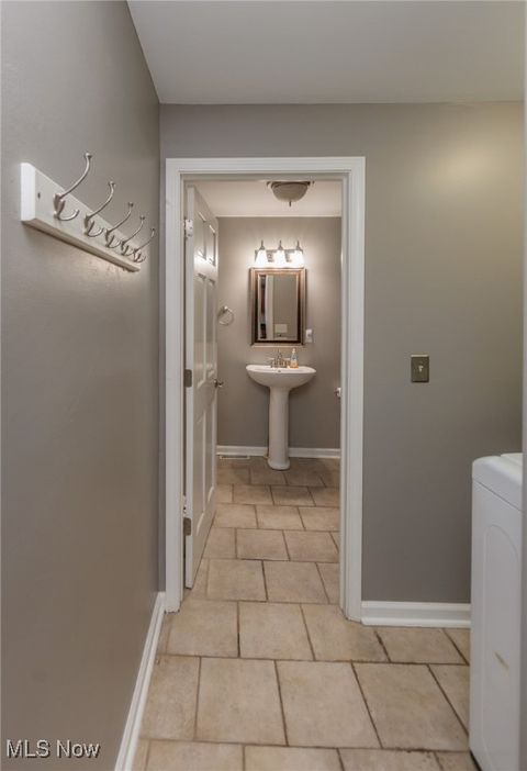 Tiny photo for 14873 Hook Hollow Road, Novelty, OH 44072 (MLS # 5178856)