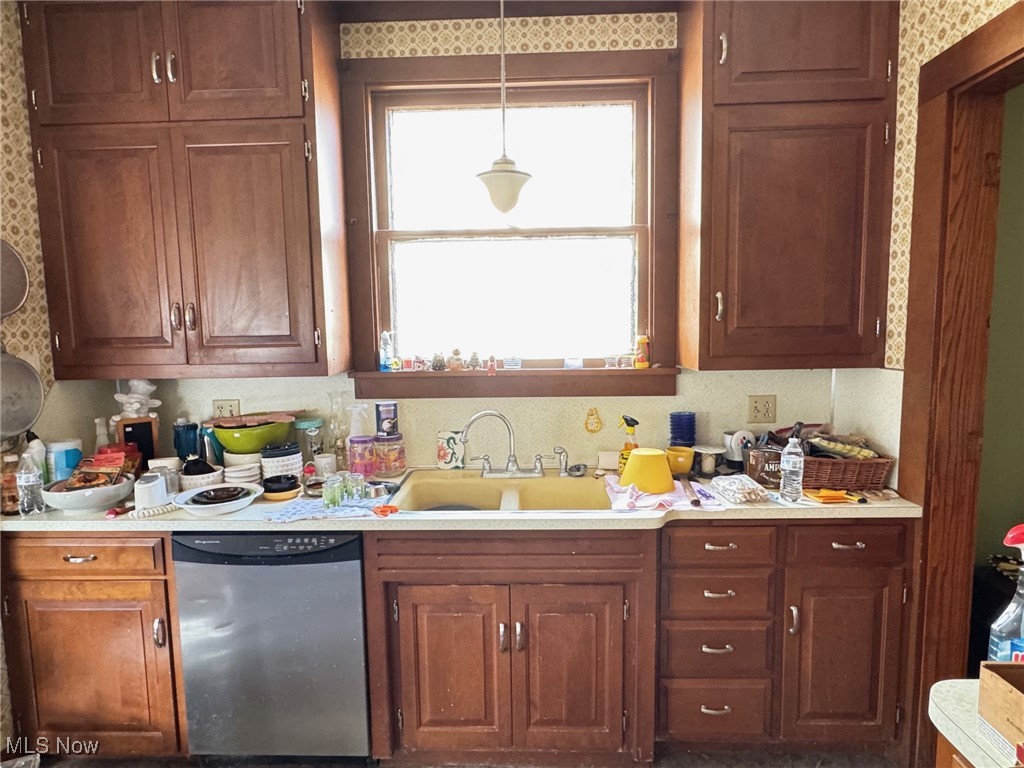 50 N Rose Boulevard, Akron, Ohio image 8