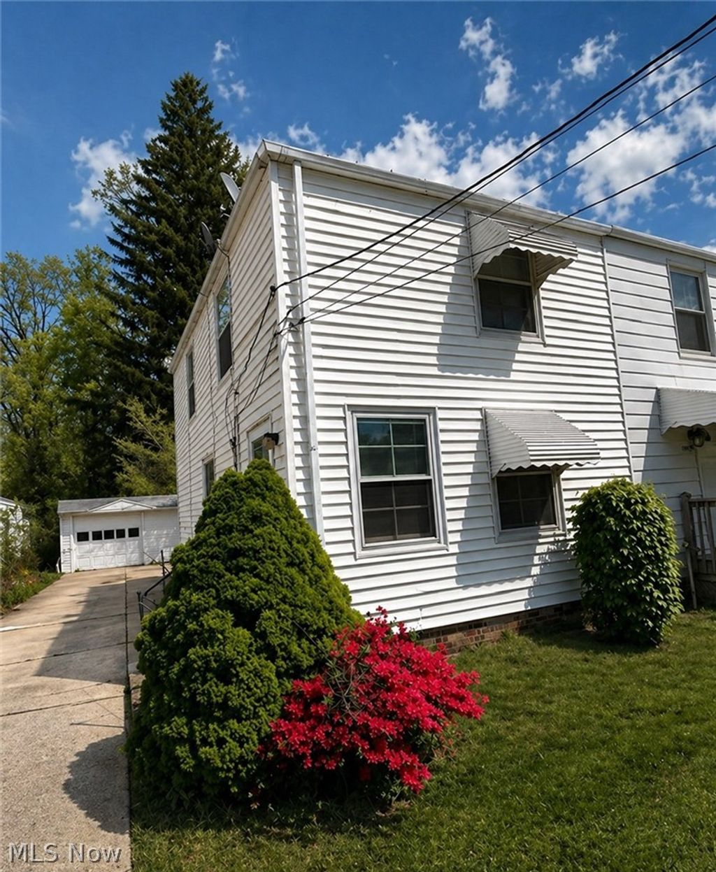 Photo of 1437 E 252nd Street, Euclid, OH 44117 (MLS # 5205495)