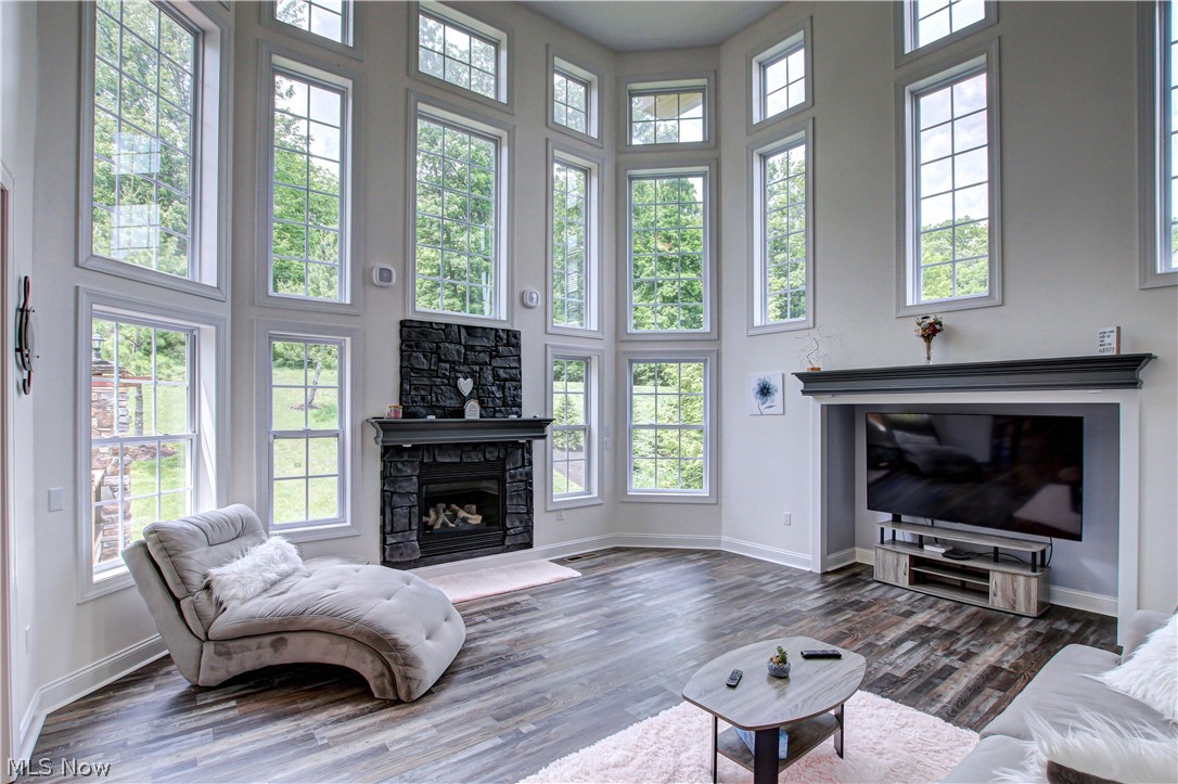 Brook Hollow Preserve - Residential