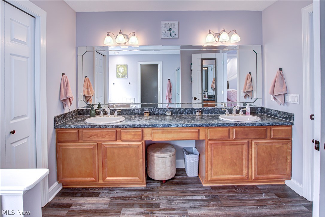 Brook Hollow Preserve - Residential