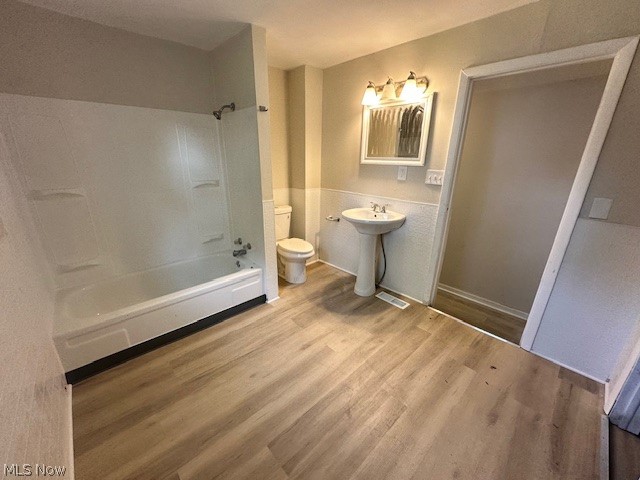 C A Moodeys - Residential Income