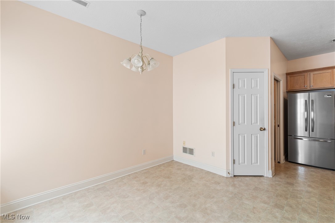 4351 Greenway Trail Street, Massillon, Ohio image 16