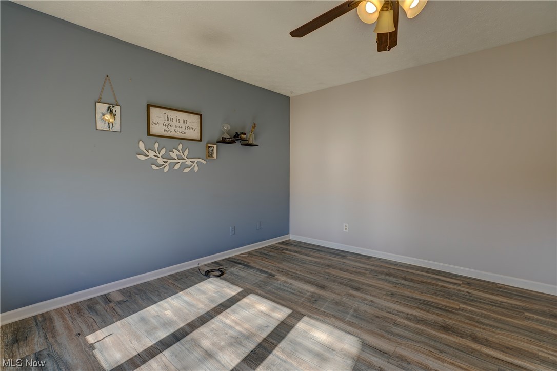 Gloria Glens - Residential