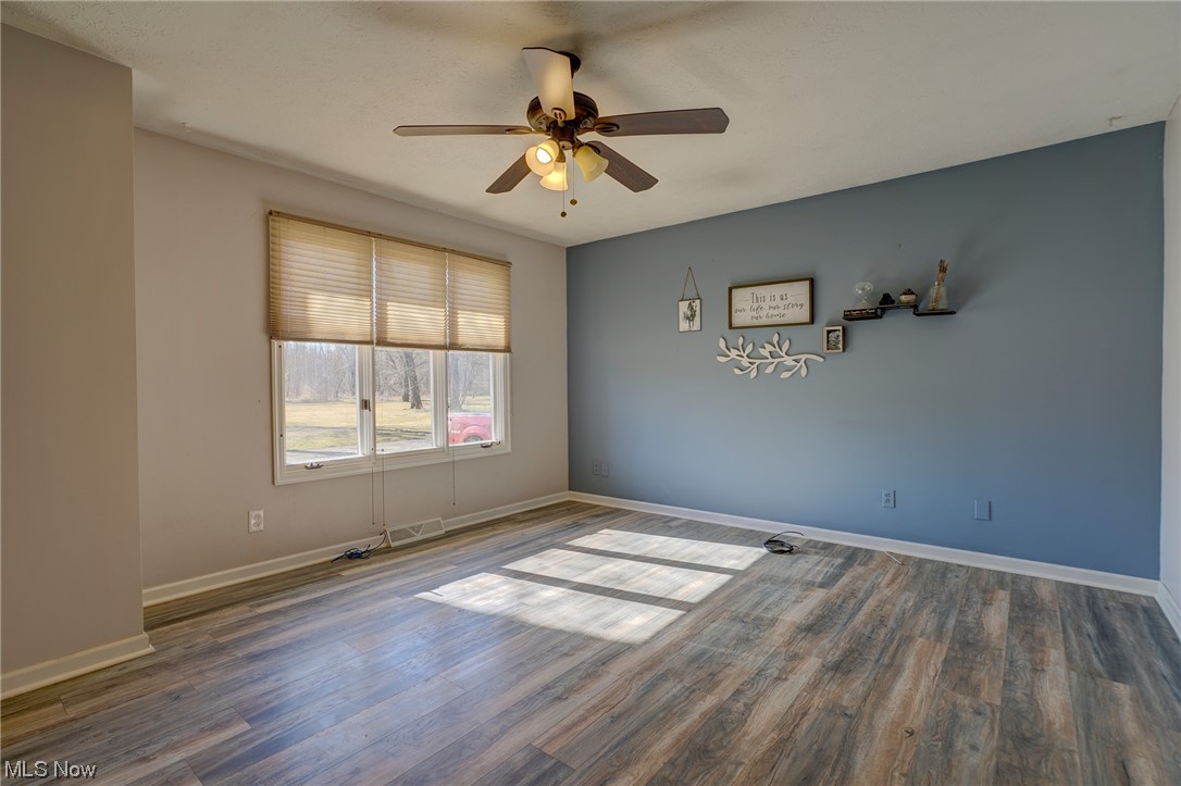 Gloria Glens - Residential