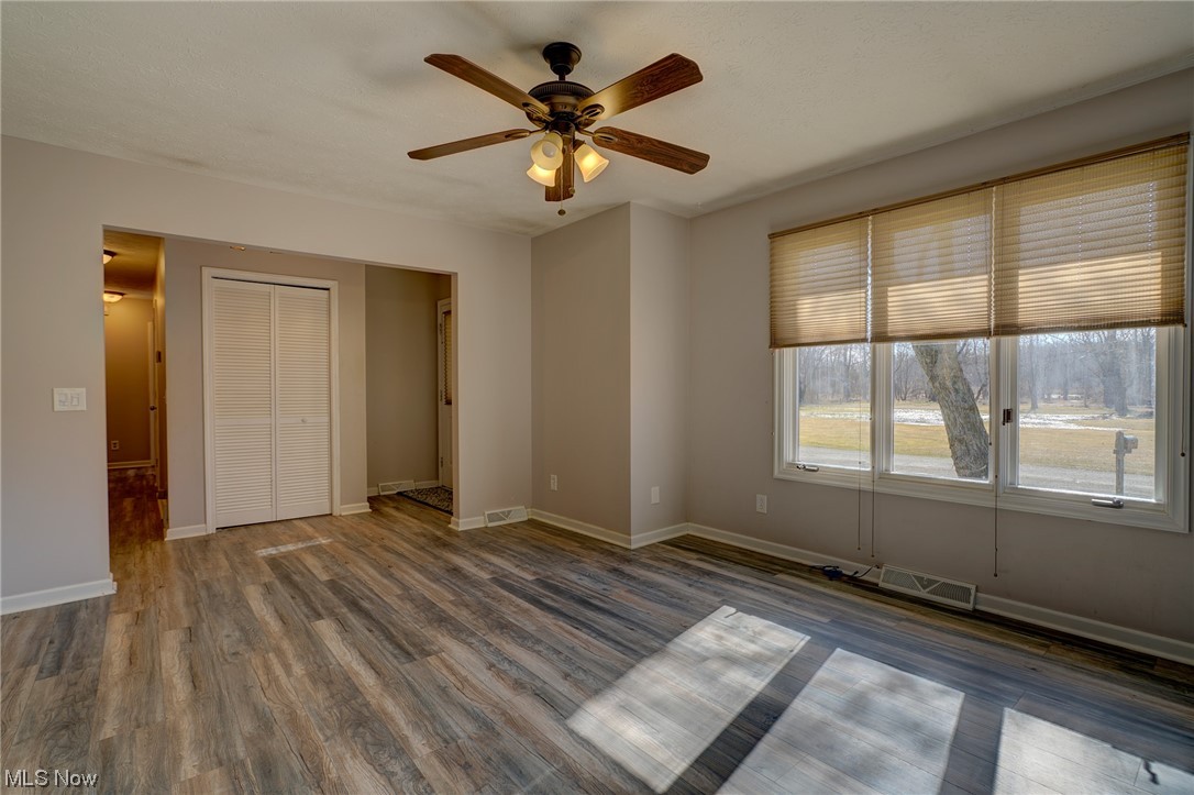 Gloria Glens - Residential