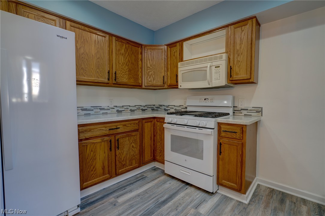 Gloria Glens - Residential