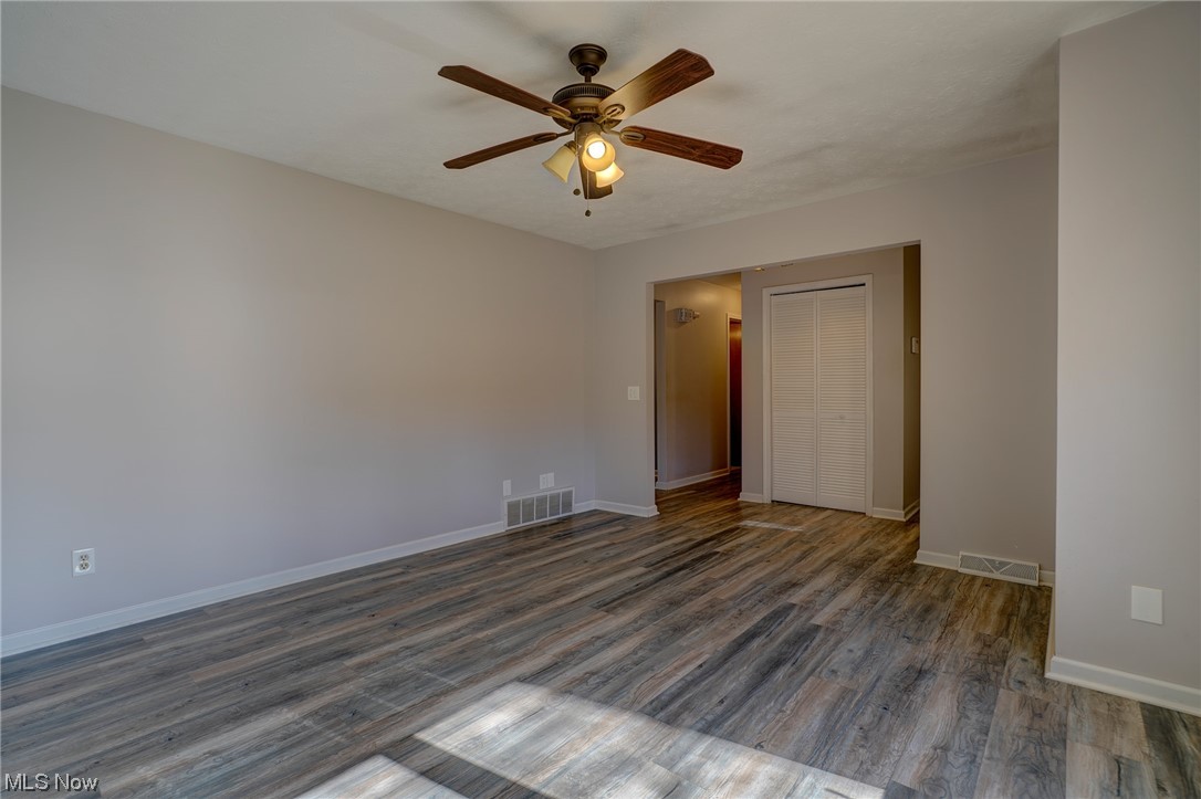 Gloria Glens - Residential