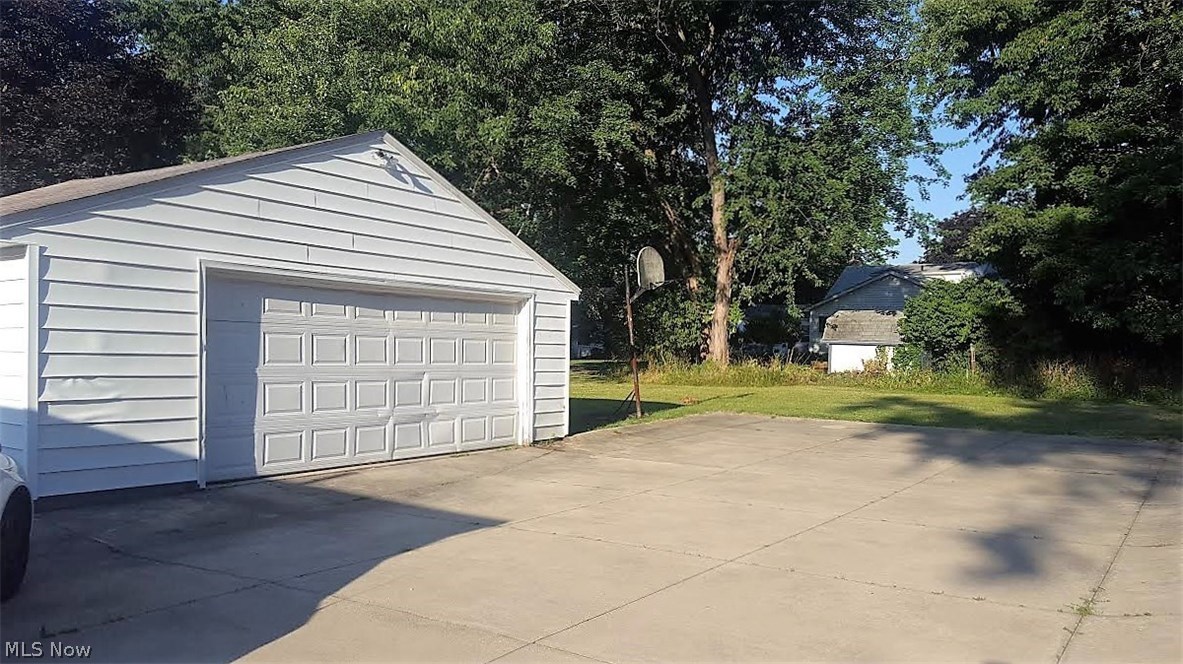 Silver Lake Highlands - Residential Lease