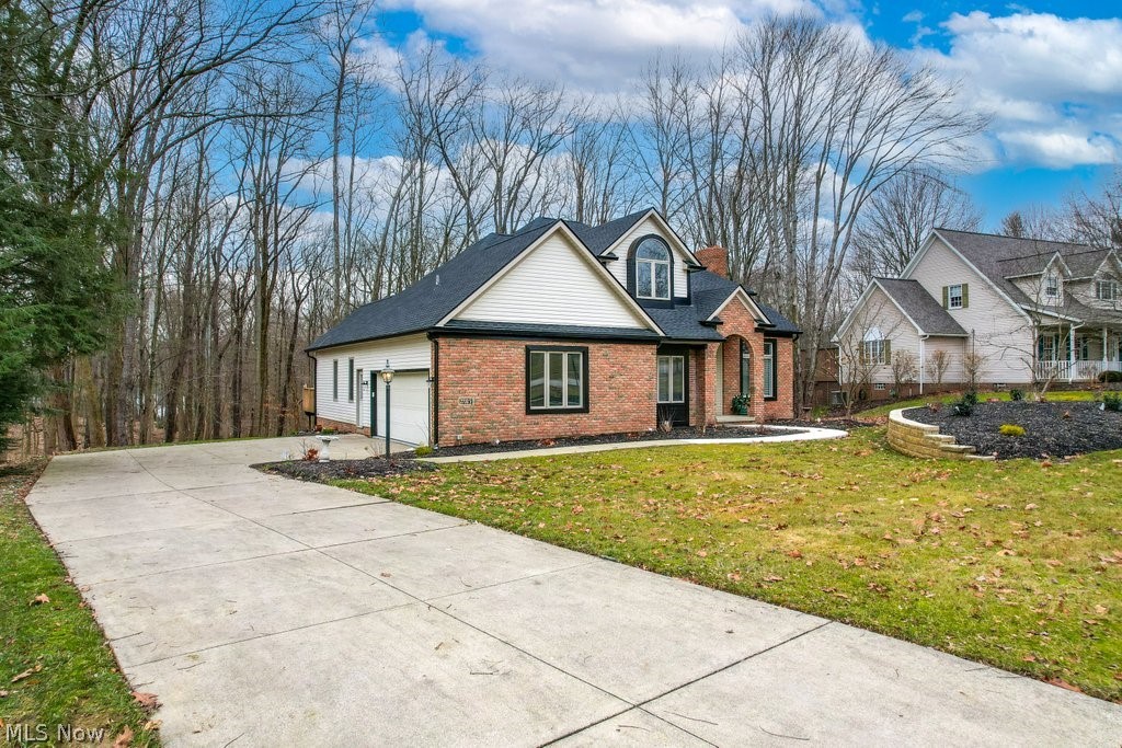 2700 High Hampton Trail, Cuyahoga Falls, Ohio image 3