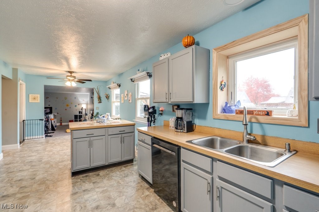 Chateau Estates #3 - Residential