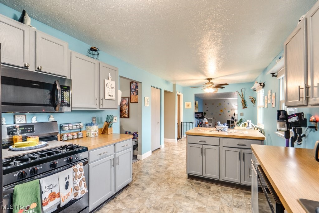 Chateau Estates #3 - Residential