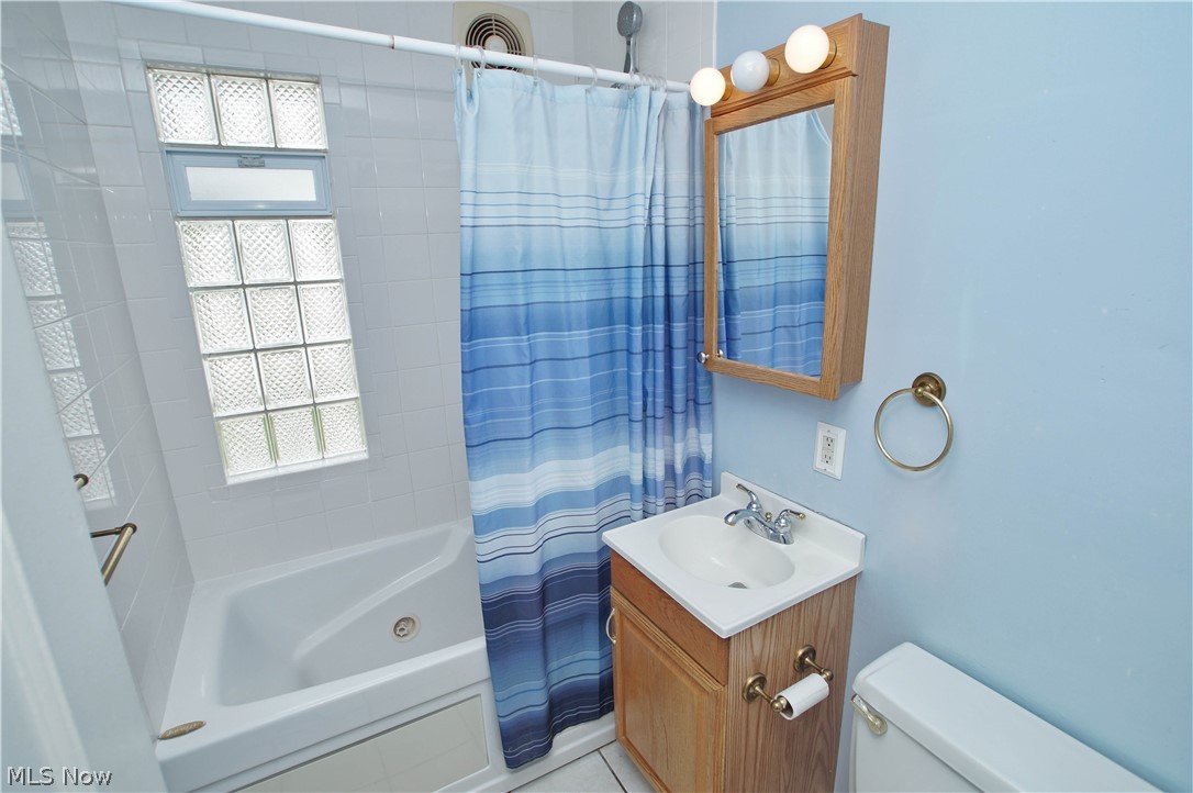 Mentor Headlands Park - Residential