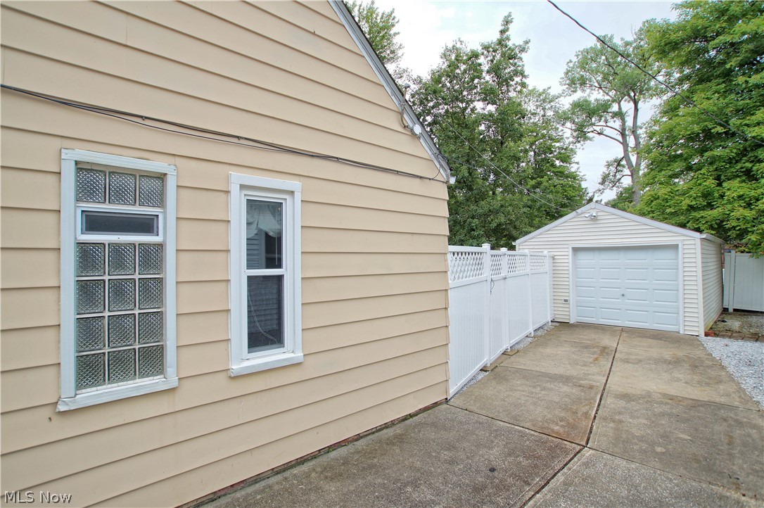 Mentor Headlands Park - Residential