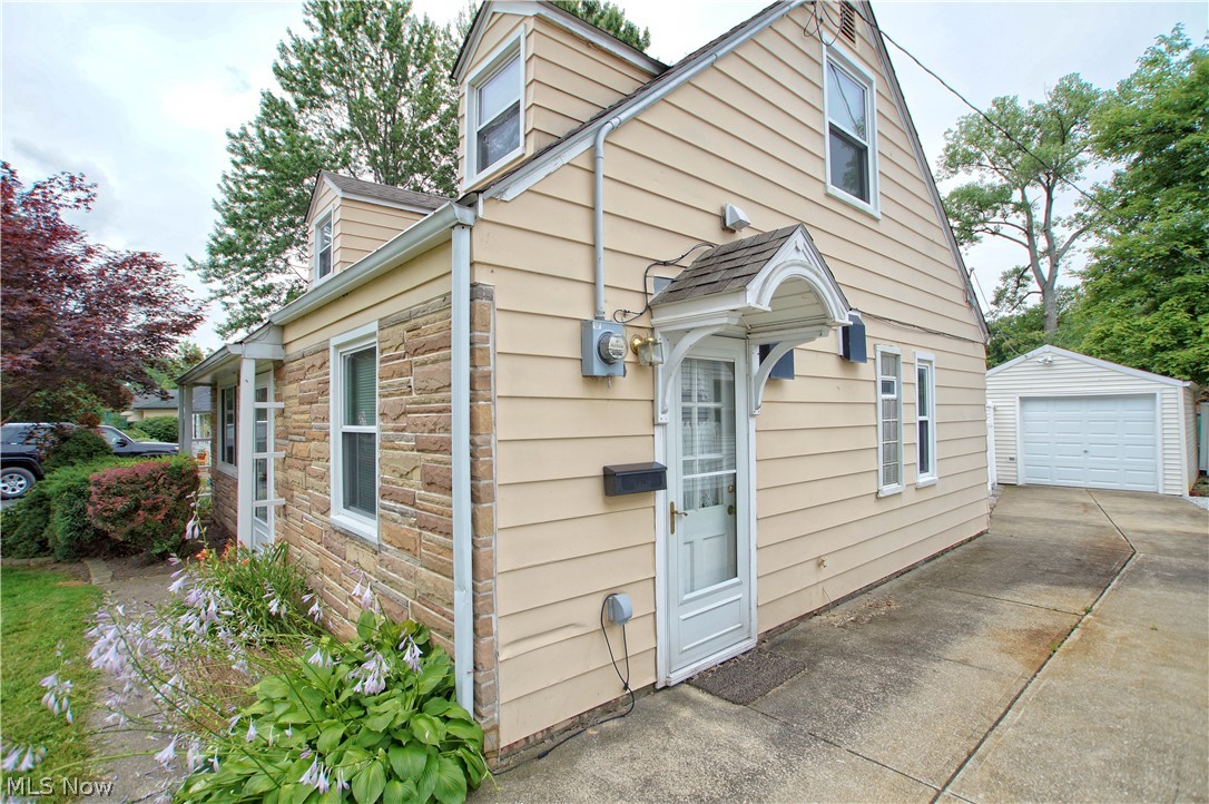 Mentor Headlands Park - Residential