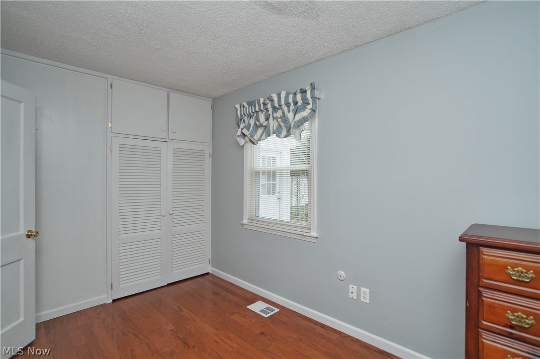 Mentor Headlands Park - Residential