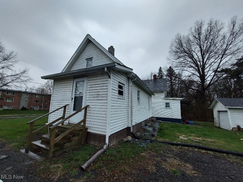 1181 Roberts Avenue, Warren, Ohio image 3