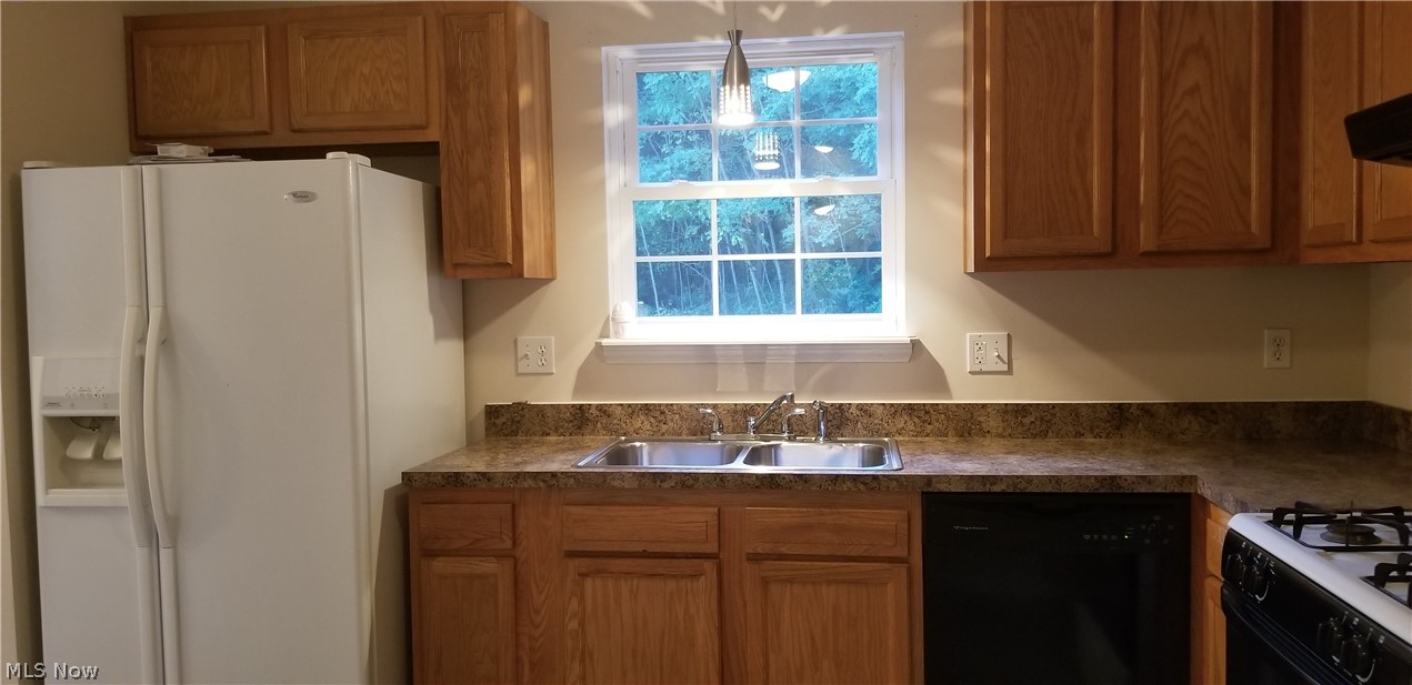 Stonebridge Glen Condo Ph 03 - Residential