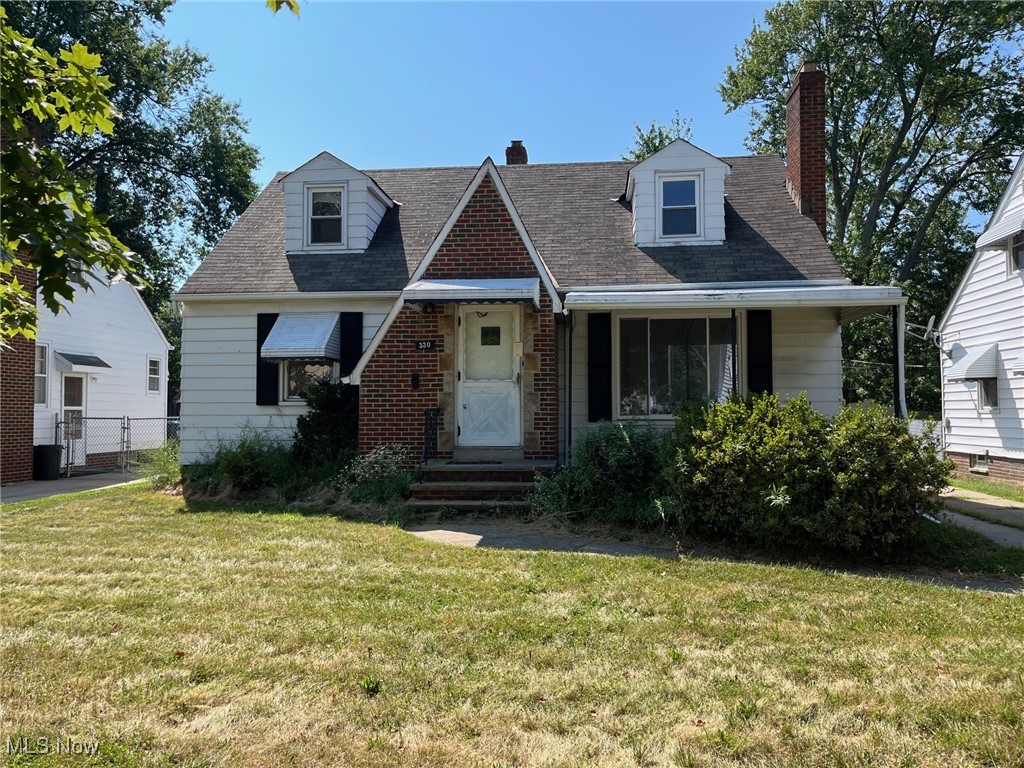 AUCTION! SUBMIT OFFERS NOW! Auction Start date 08-14-25, Auction end Date 9/13/2025 10:00 AM, Bids are reviewed daily, and offer may be accepted at any time, Submit Offers Now to Auctioneer because the Seller can Sell before the Auction end Date. BID minimum increments of $2500.00. Call Auctioneer for the Current High Bid. Auction may be extended if the Seller doesn't accept an offer by the Auction Date of 09-13-25. Sold as-is.
3 bedroom 2 bath cape cod 1 car garage (easily a four bedroom just frame out a door and small wall on second floor) almost 1400 square feet. Basement bath needs shower installed to return second full bath to its previous functionality. Hardwood floors throughout. Excellent investment potential.