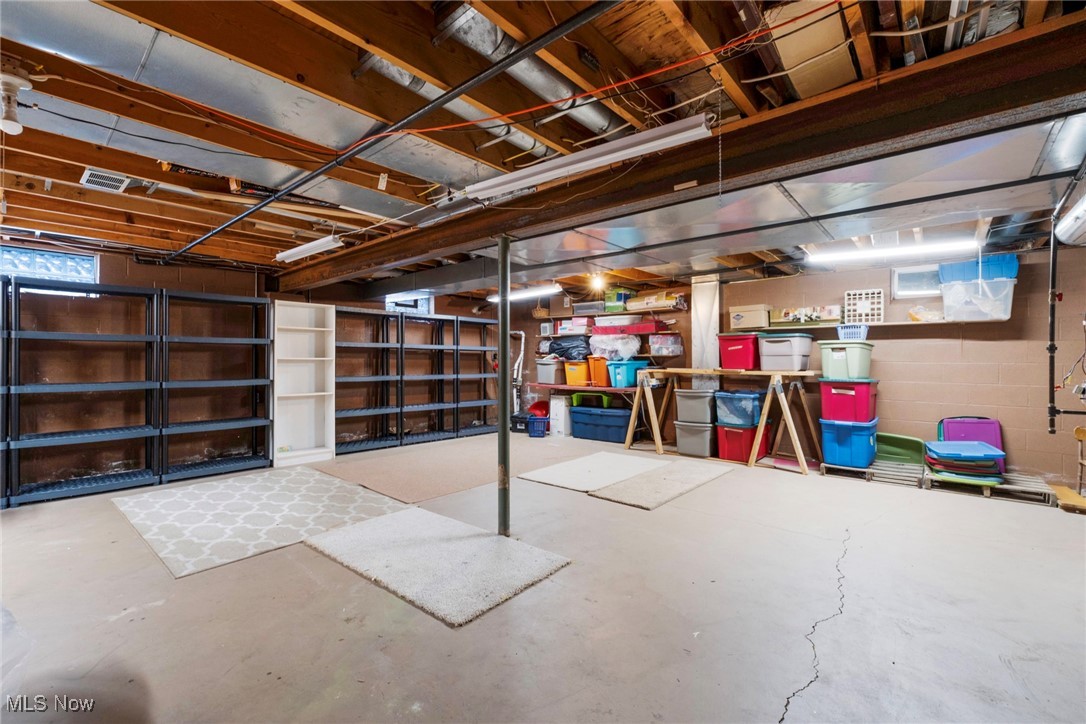 City/Canfield - Residential