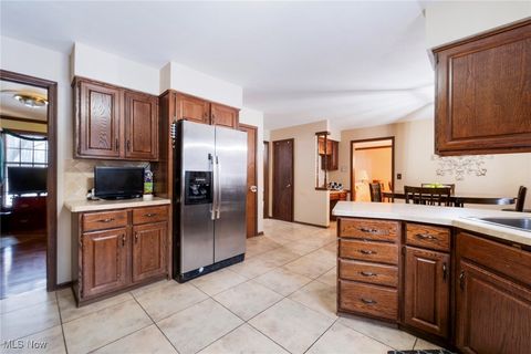 Tiny photo for 456 Greenmont Drive, Canfield, OH 44406 (MLS # 5180009)