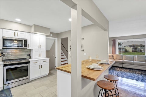 Tiny photo for 4095 W 213th Street, Fairview Park, OH 44126 (MLS # 5256894)