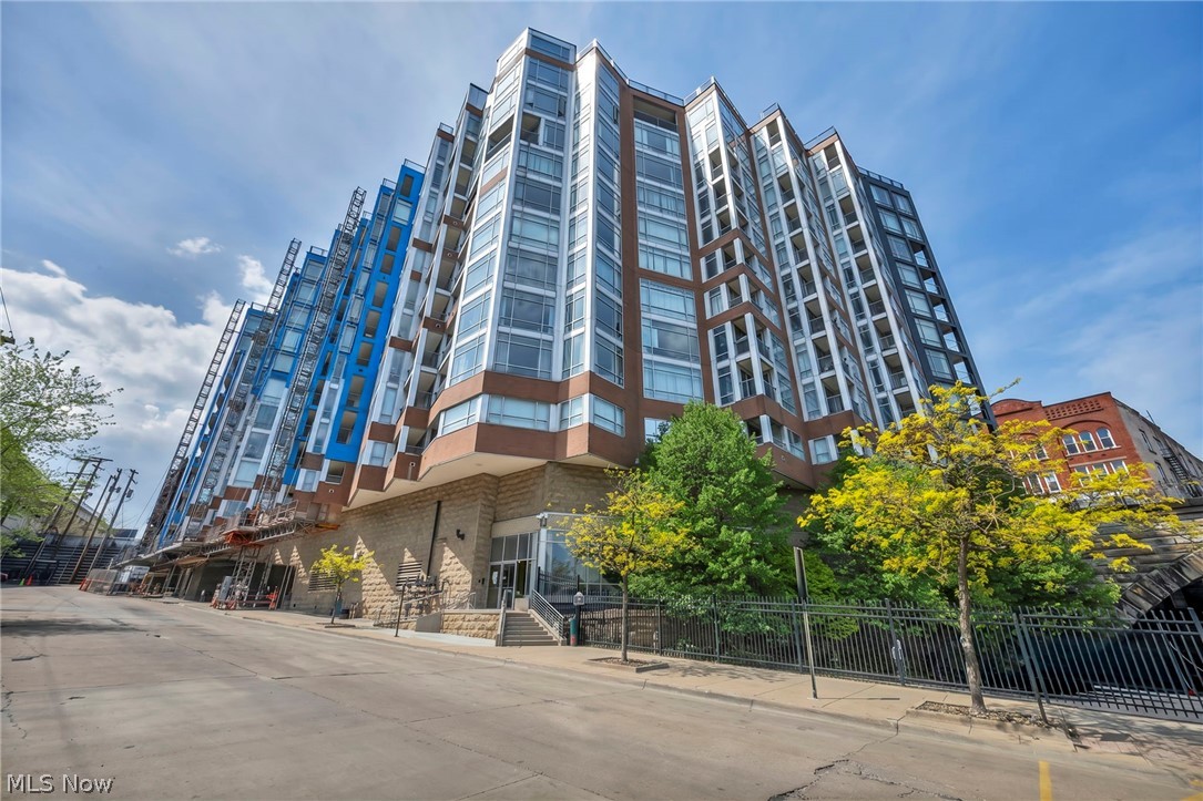 2222 Detroit Avenue 413