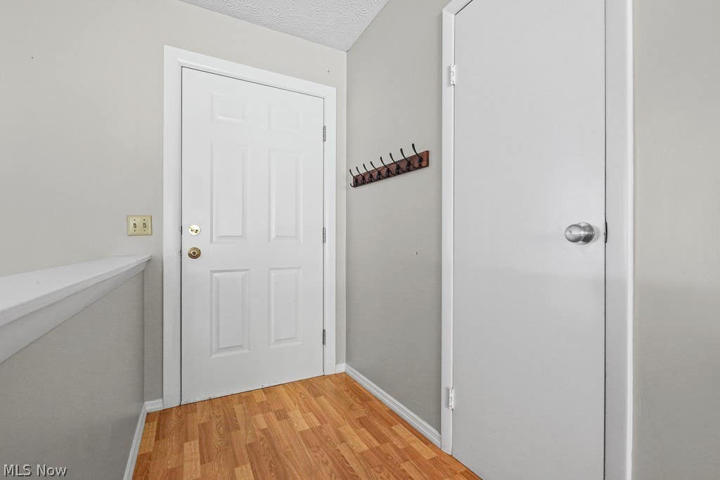 Photo of 6000 Oakhill Avenue NE, Alliance, OH 44601 (MLS # 5221946)