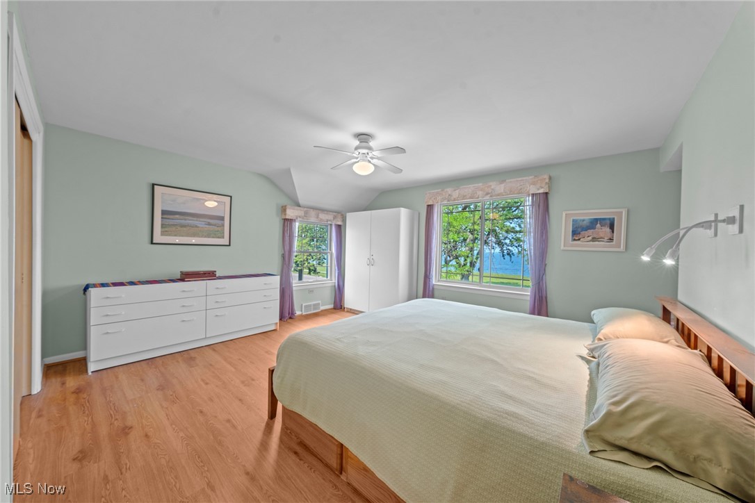 Cleveland, Ohio 44119, United States, 3 Bedrooms Bedrooms, ,2 BathroomsBathrooms,Residential,Contingent,151816