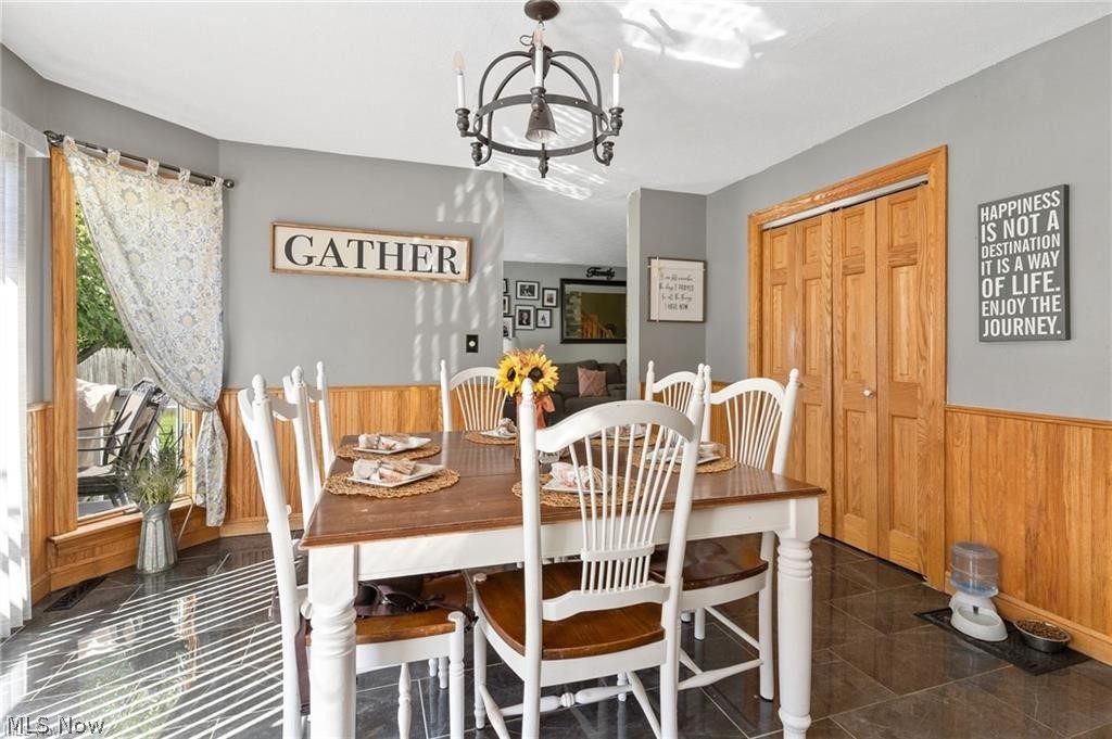 Harry R Sams 01 - Residential