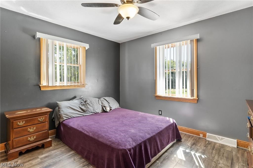 Harry R Sams 01 - Residential