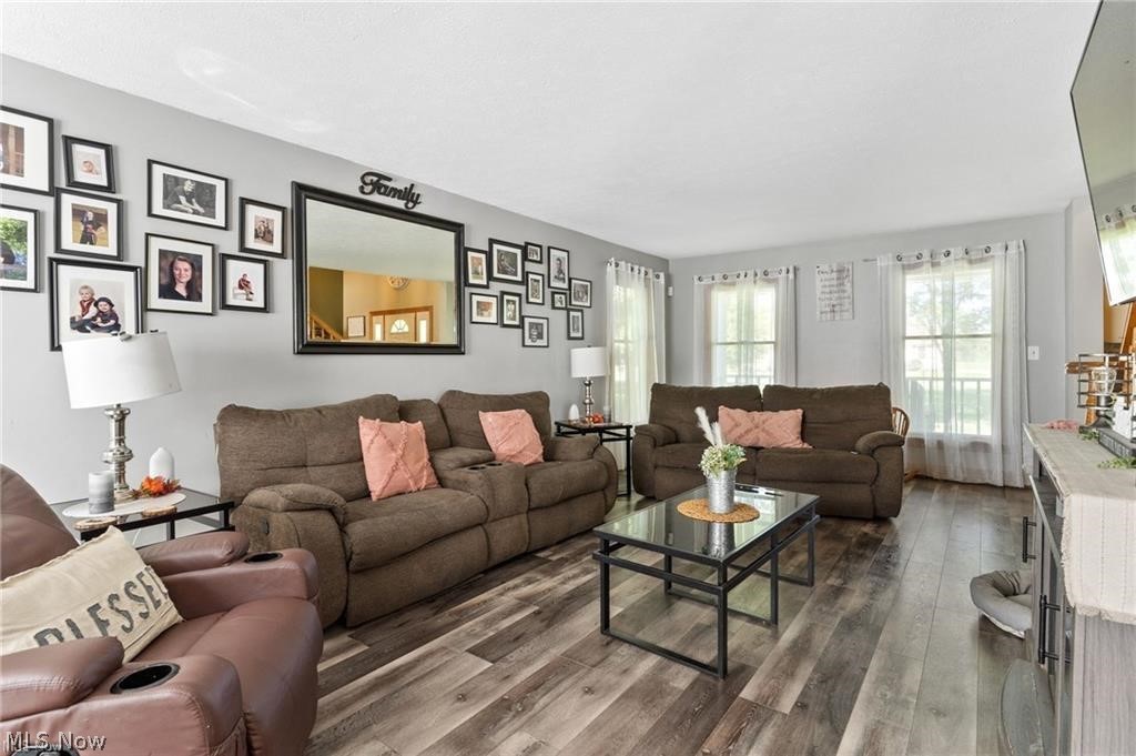 Harry R Sams 01 - Residential