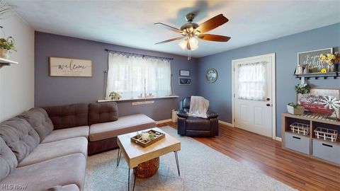 Tiny photo for 407 Maplewood Drive, Willowick, OH 44095 (MLS # 5203370)