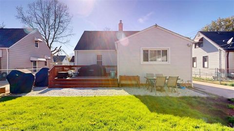 Tiny photo for 407 Maplewood Drive, Willowick, OH 44095 (MLS # 5203370)