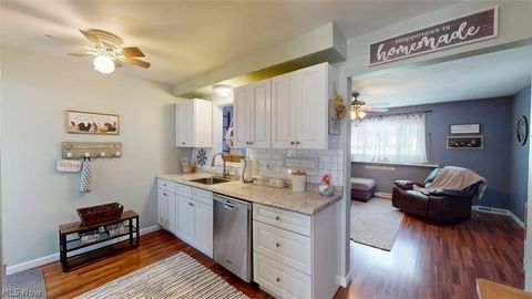 Tiny photo for 407 Maplewood Drive, Willowick, OH 44095 (MLS # 5203370)