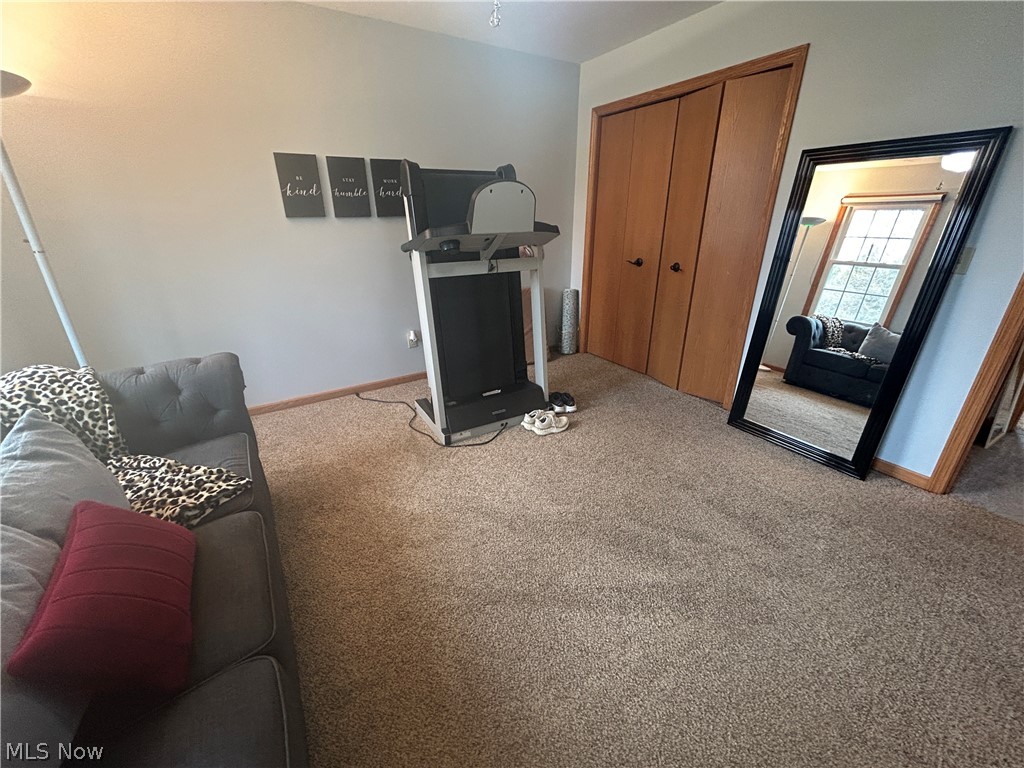 Fox Knoll Estates - Residential