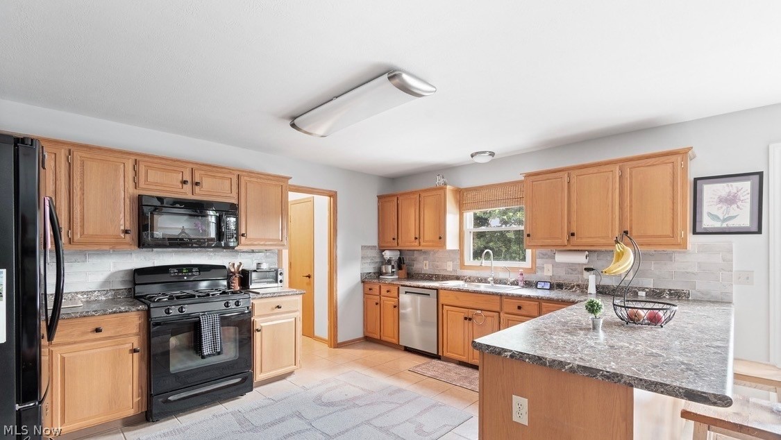 Fox Knoll Estates - Residential