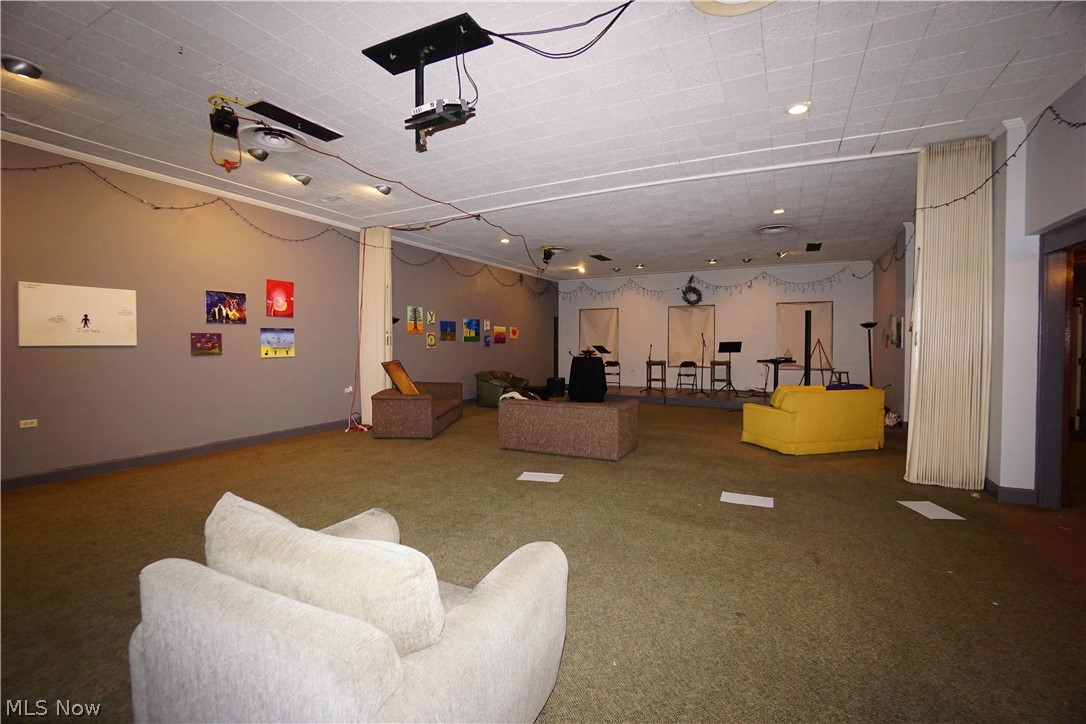 A W Morgans Sub - Commercial Sale