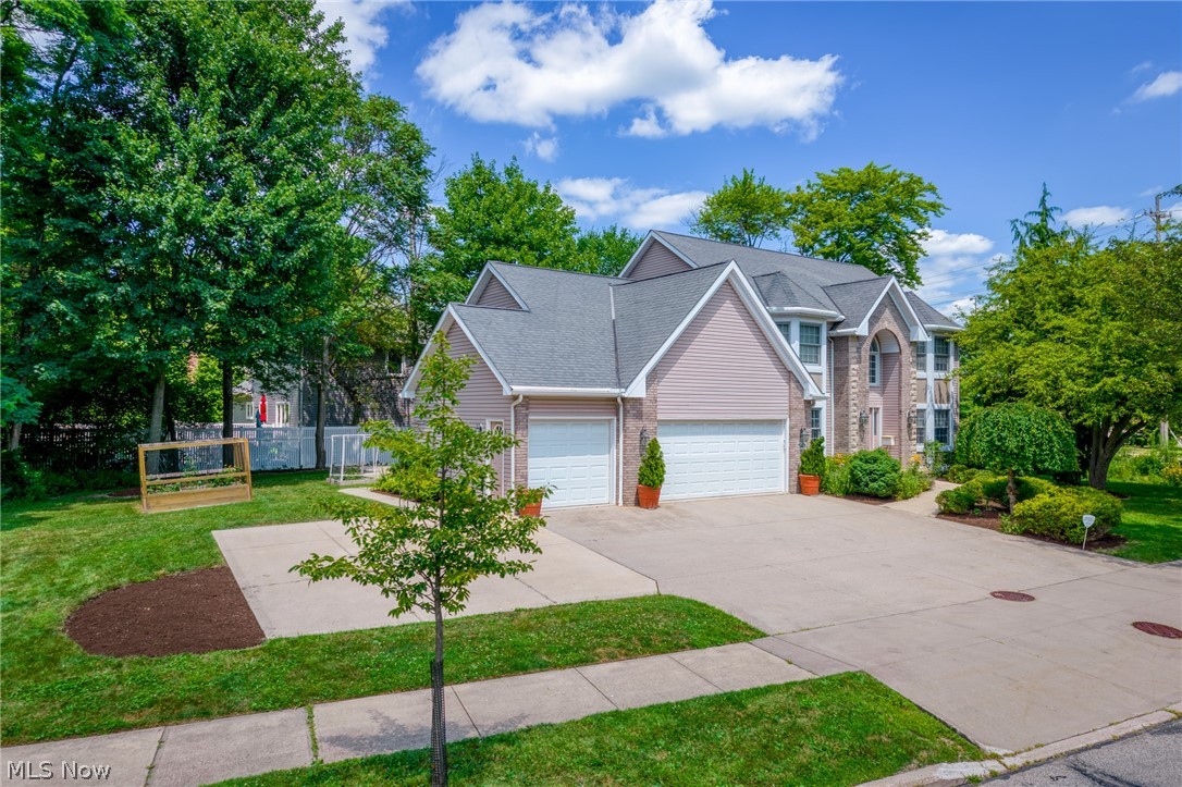 Hilltop Drive - Residential