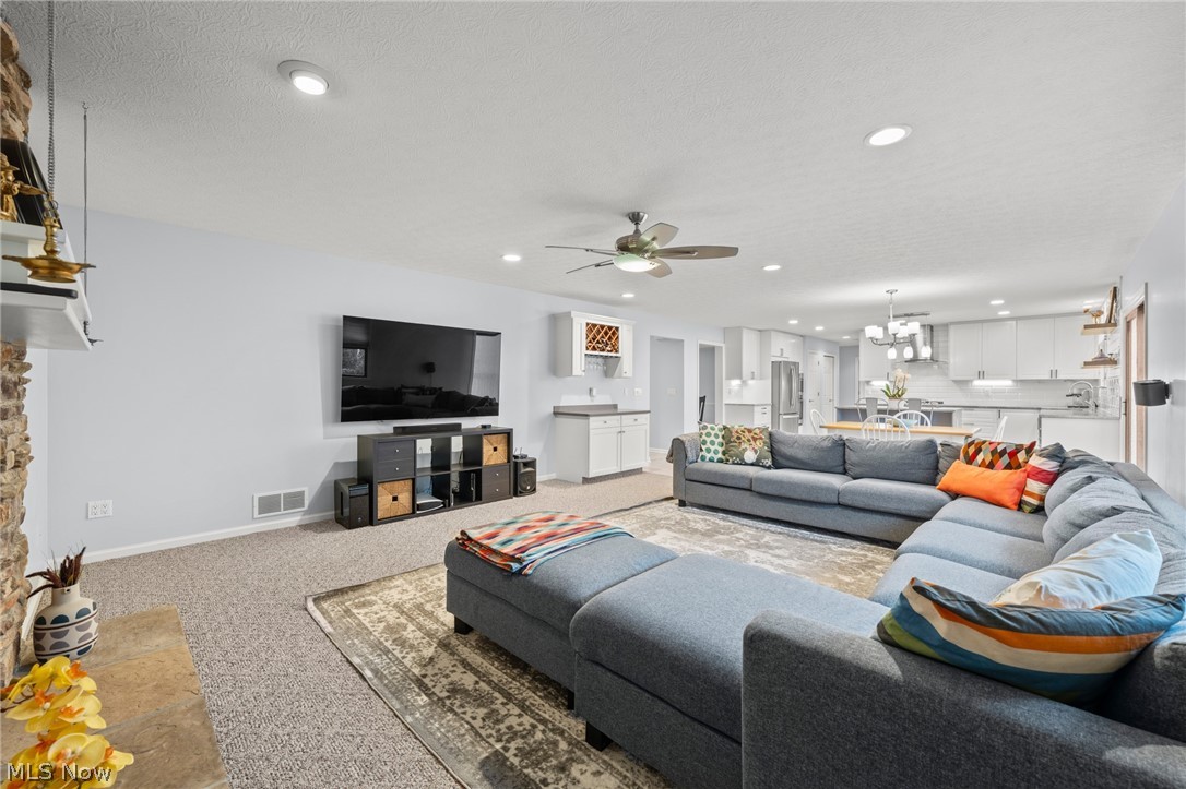 Hilltop Drive - Residential