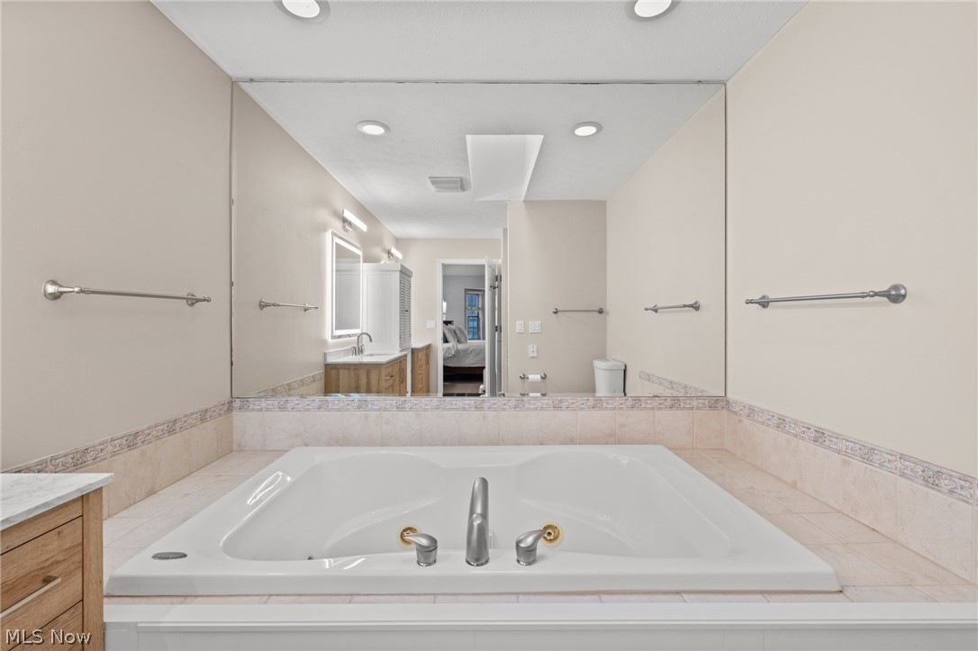 Hilltop Drive - Residential