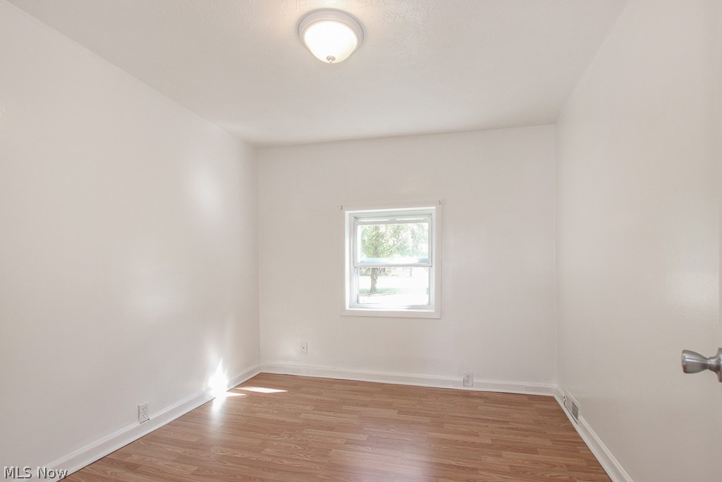 Lake Shore Blvd Estates 02 - Residential