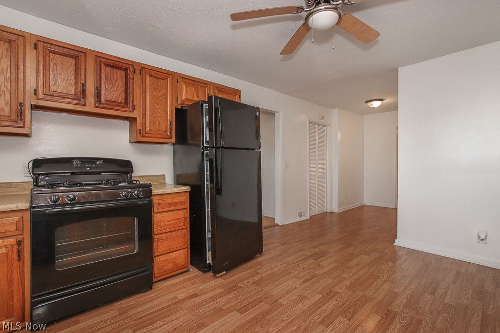 Lake Shore Blvd Estates 02 - Residential