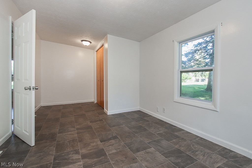 Lake Shore Blvd Estates 02 - Residential