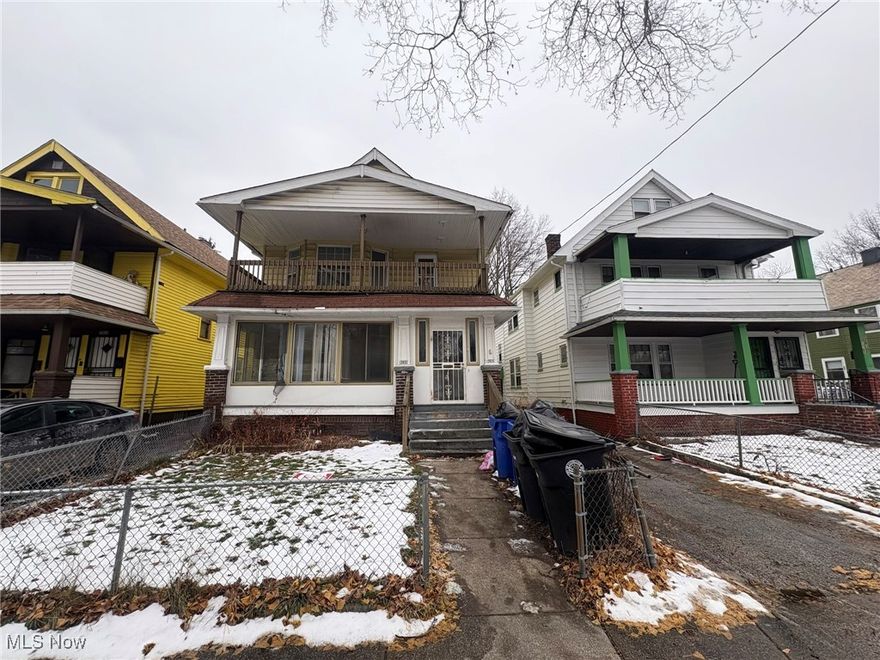 Investor Opportunity! This 4-bedroom, 4-bath duplex at 12633 Edmonton Ave, Cleveland, OH offers immediate income and strong rental upside. The property currently generates $1,050/month, with the vacant unit available for showings and the occupied unit available with an accepted offer only. The downstairs unit lease ends 1/31/25, and when fully leased, the duplex has the potential to bring in $1,750–$2,100/month.

Each unit features its own full bathroom, providing a functional layout appealing to tenants. Conveniently located near major roads, public transportation, and neighborhood amenities, this property is a great opportunity for investors or owner-occupants seeking rental income to offset housing costs.