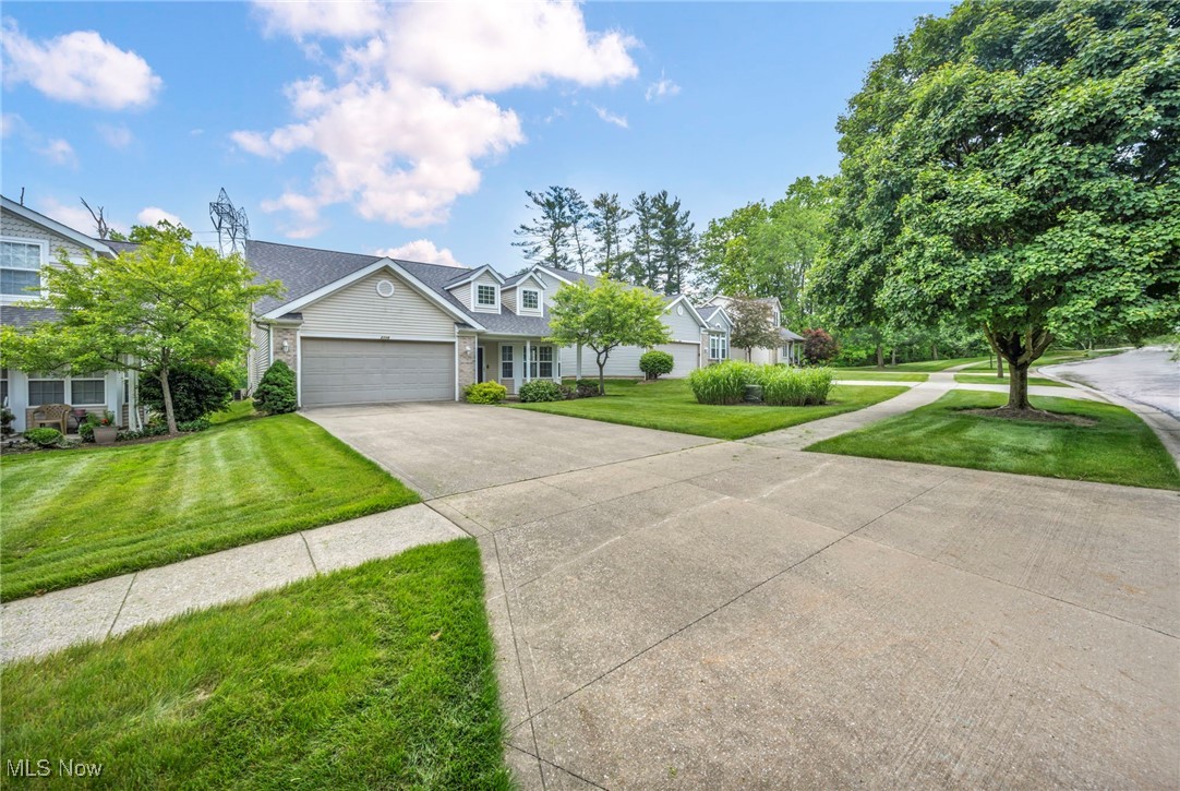 2716 Edgebrook Crossing, Twinsburg, Ohio image 6