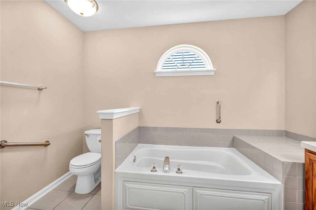 2716 Edgebrook Crossing, Twinsburg, Ohio image 33